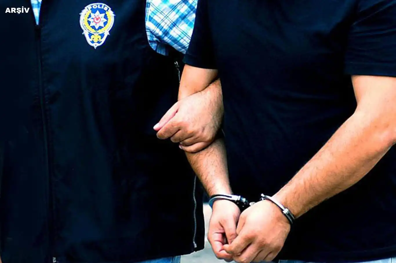 İstanbul'da suç örgütüne operasyon: 9 gözaltı
